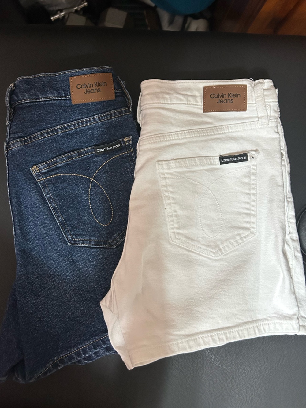 Calvin Klein Jean shorts size 6 - White & Dark Blue Denim